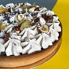Photo de tarte marron-citron-noisette