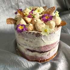 Layer cake vanille fruits rouge