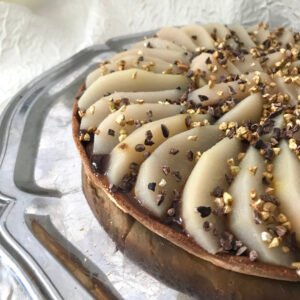 Tarte aux poires pochées et au chocolat